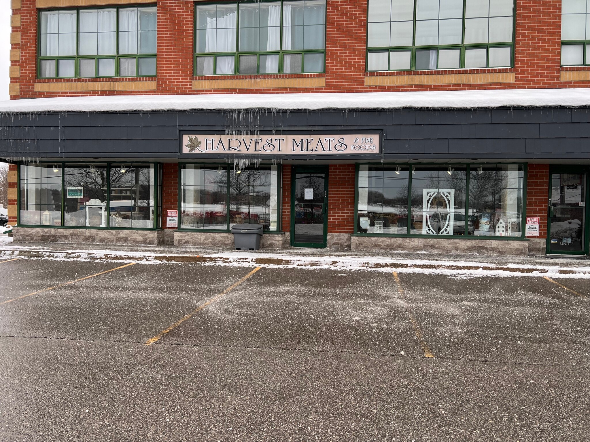 15543 Yonge St, Aurora, ON à louer Photo principale– Image 1 sur 8