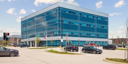 5 Via Renzo Dr, Richmond Hill, ON à louer Photo de l’immeuble– Image 2 sur 11