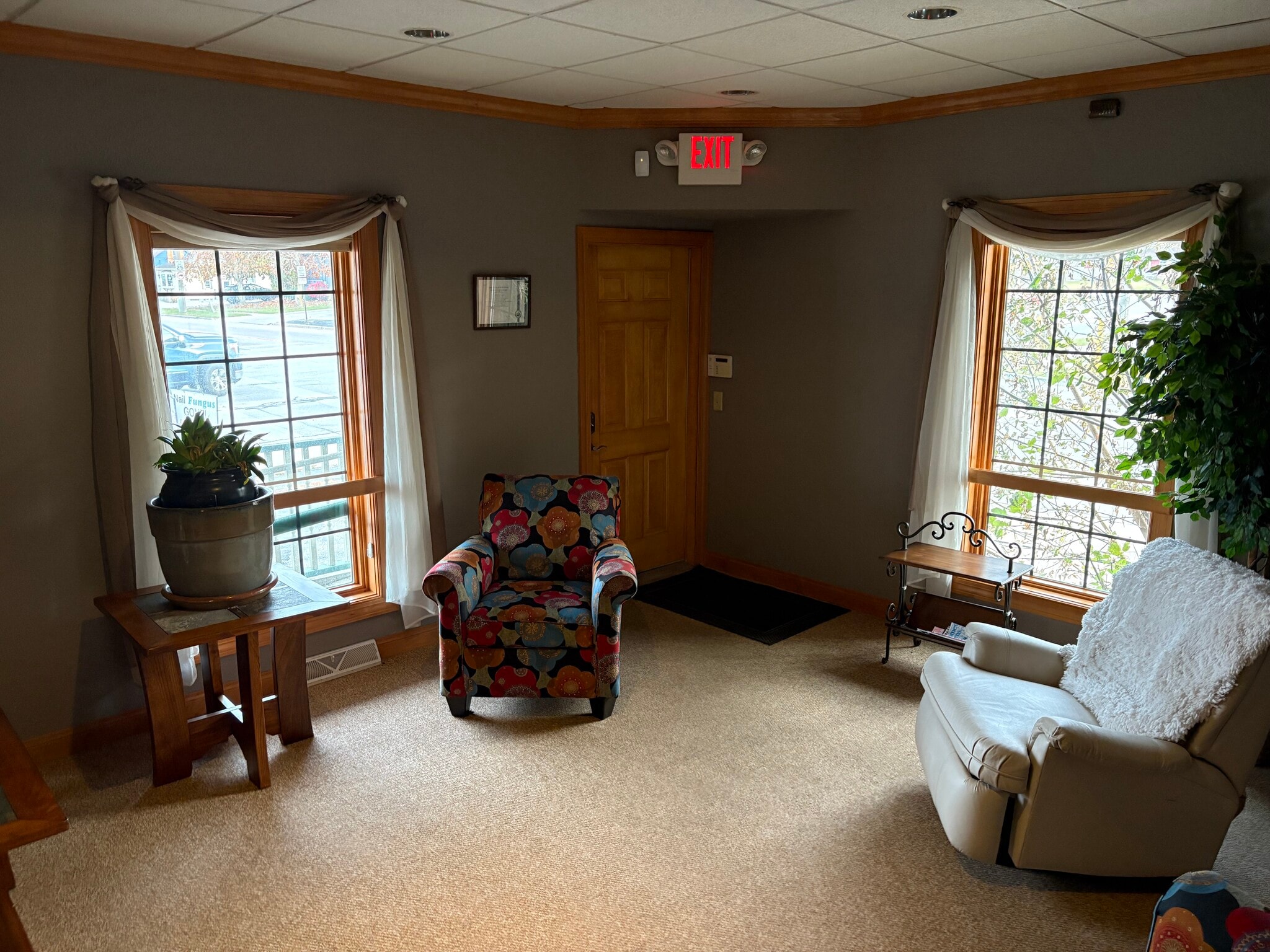 304 N Rapids Rd, Manitowoc, WI à louer Photo intérieure– Image 1 sur 11