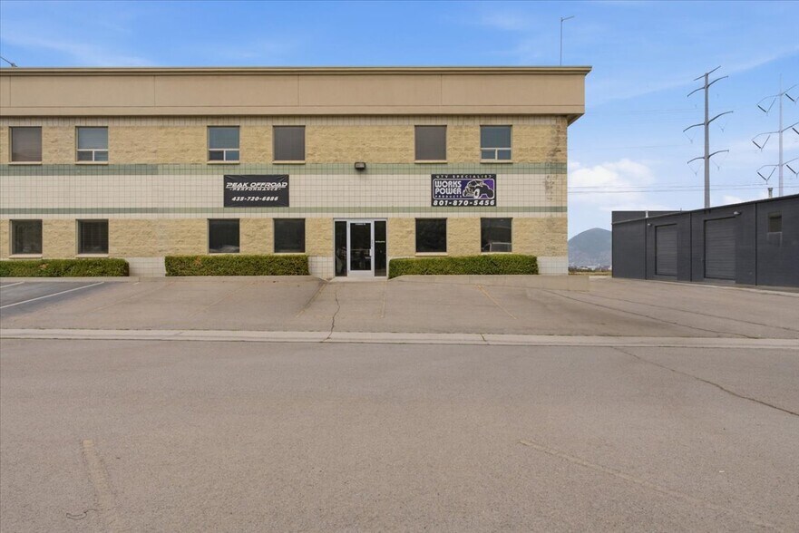 14860 S Concord Park Dr, Bluffdale, UT à vendre - Photo de l’immeuble – Image 1 sur 14