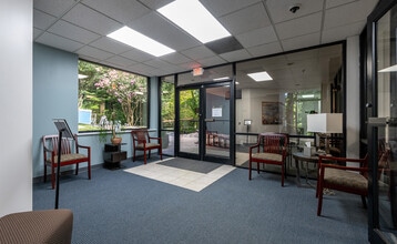 2919 Colony Rd, Durham, NC à louer Photo intérieure– Image 1 sur 23