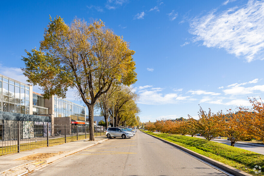Bureau dans Sant Cugat del Vallès, Barcelona à louer - Photo de l’immeuble – Image 3 sur 4
