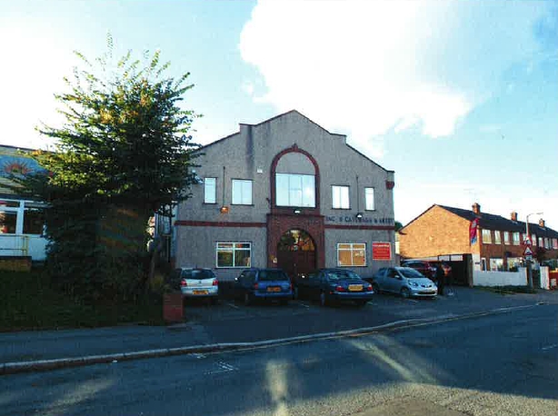 5 Robin Hood Ln, Sutton à louer - Photo principale – Image 1 sur 2