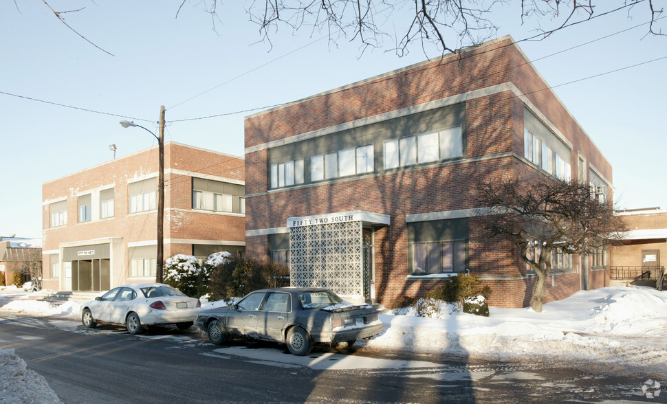52-64 Oakland Ave, East Hartford, CT à louer - Photo de l’immeuble – Image 3 sur 4
