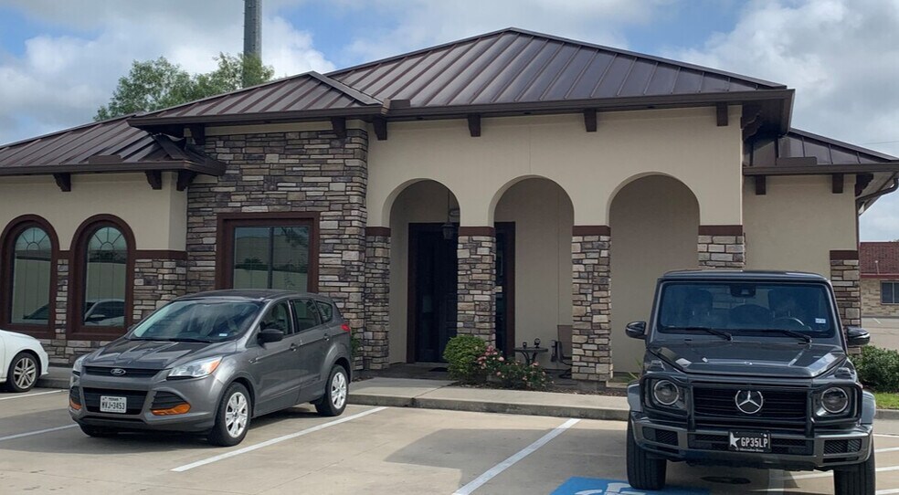 12807 Haynes Rd, Houston, TX à louer - Photo de l’immeuble – Image 2 sur 16