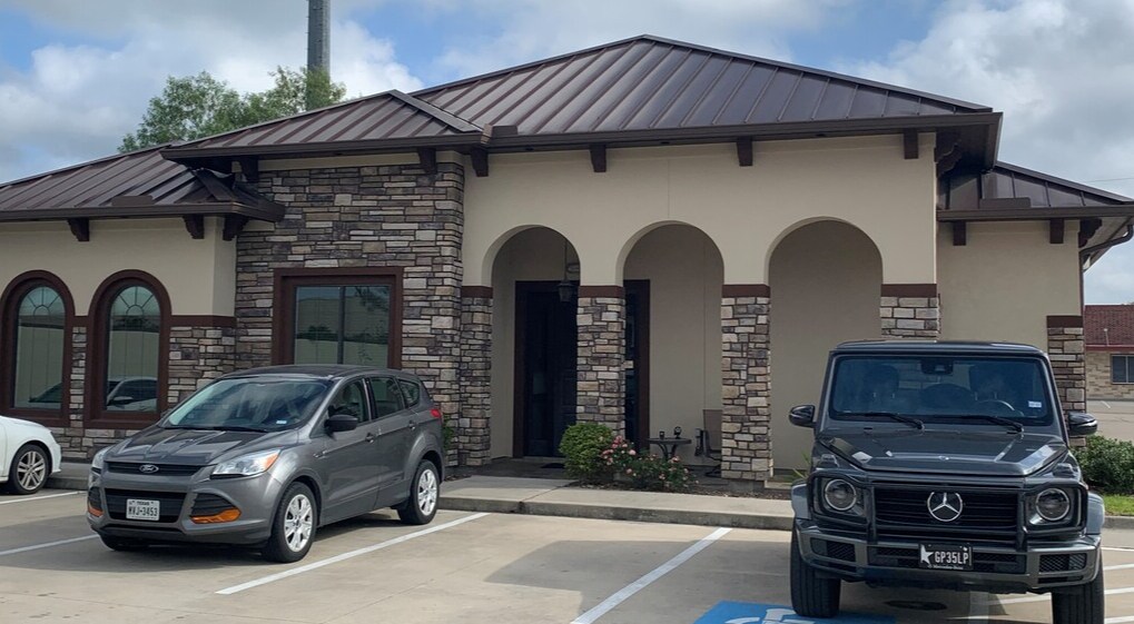 12807 Haynes Rd, Houston, TX à louer Photo principale– Image 1 sur 17