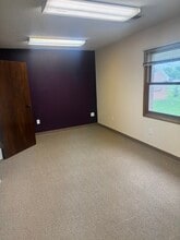 1121-1125 SW Gage Blvd, Topeka, KS à vendre Photo intérieure– Image 2 sur 6