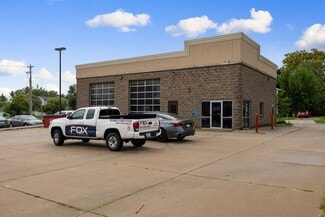 Plus de détails pour 824 Orchard St, Iowa City, IA - Local commercial à vendre