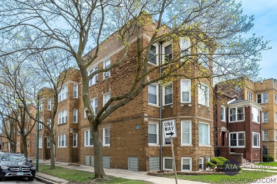 11201 S King Dr, Chicago, IL à vendre - Photo de l’immeuble – Image 2 sur 5