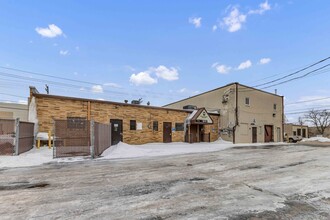 4127-4141 Mayfield Rd, South Euclid, OH à louer Photo intérieure– Image 2 sur 8