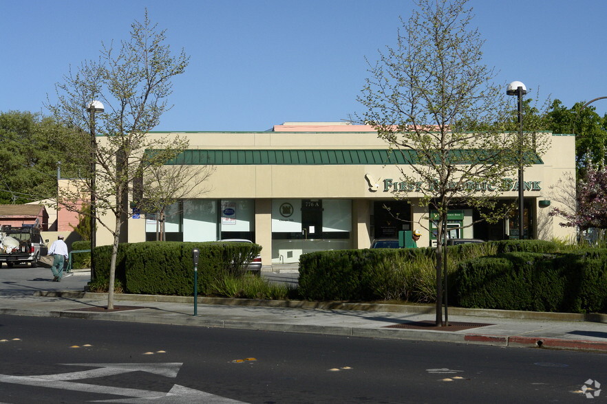 776 El Camino Real, Redwood City, CA à louer - Photo de l’immeuble – Image 3 sur 3