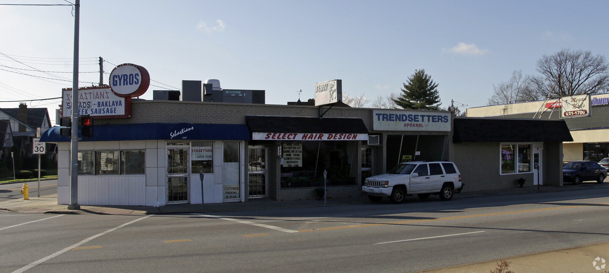 5209 Glenway Ave, Cincinnati, OH à vendre Photo de l’immeuble– Image 1 sur 11