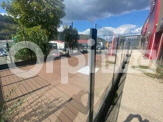 Plus de détails pour Local commercial à louer