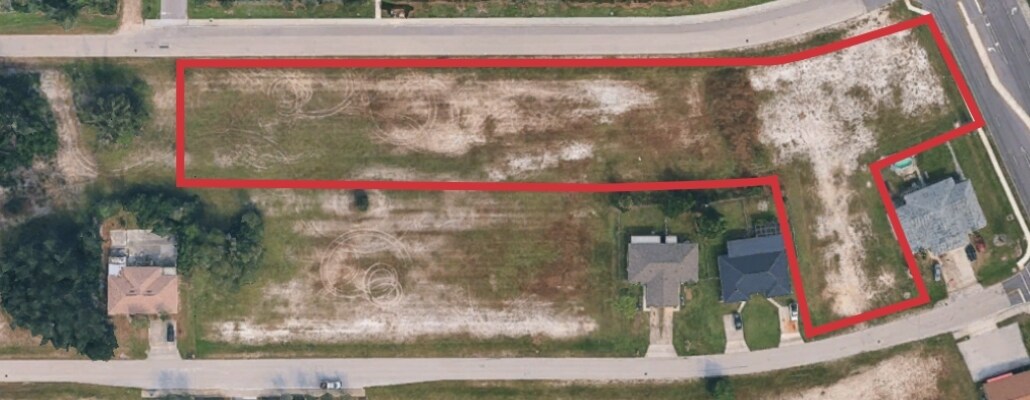 618 SW 2nd Ter, Cape Coral, FL à vendre Photo de l’immeuble– Image 1 sur 5