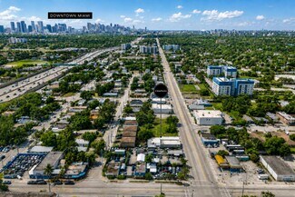 Plus de détails pour 7025 NW 7th Ave, Miami, FL - Local d’activités à vendre