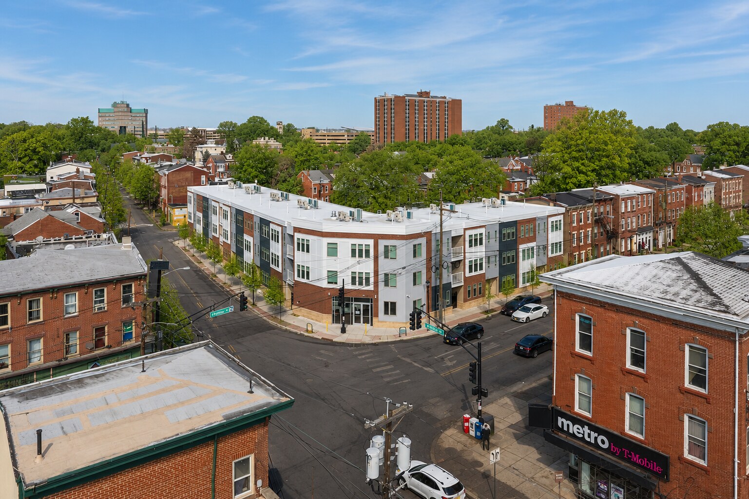 200 Hamilton Ave, Trenton, NJ à vendre Photo de l’immeuble– Image 1 sur 9