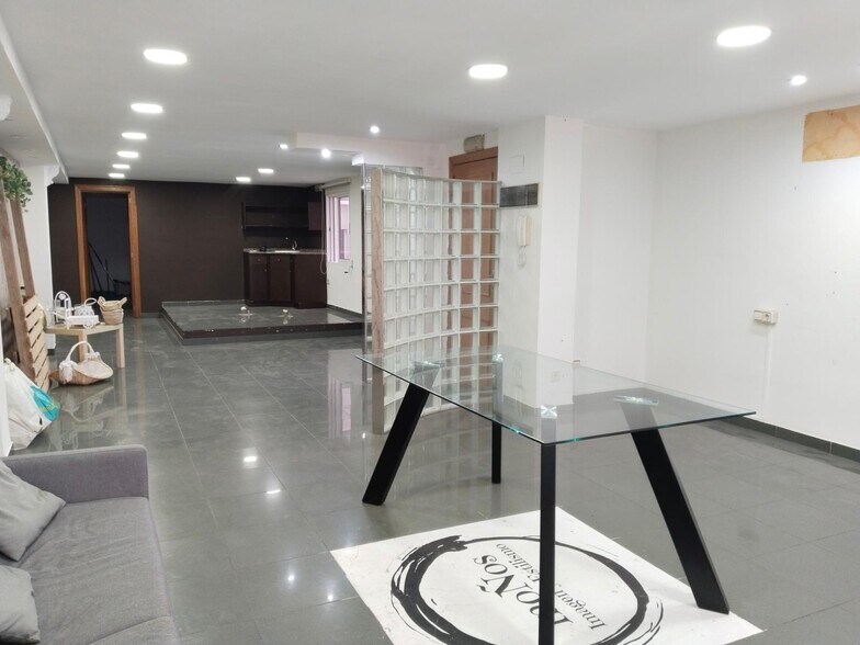 Carrer Mossèn Blanch, 15, Algemesí, Valencia à vendre - Photo de l’immeuble – Image 1 sur 12