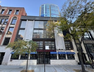 Plus de détails pour 737-739 N La Salle Dr, Chicago, IL - Local commercial à louer