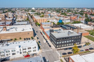 1732-1734 W Hubbard St, Chicago, IL - Vue aérienne  vue de carte