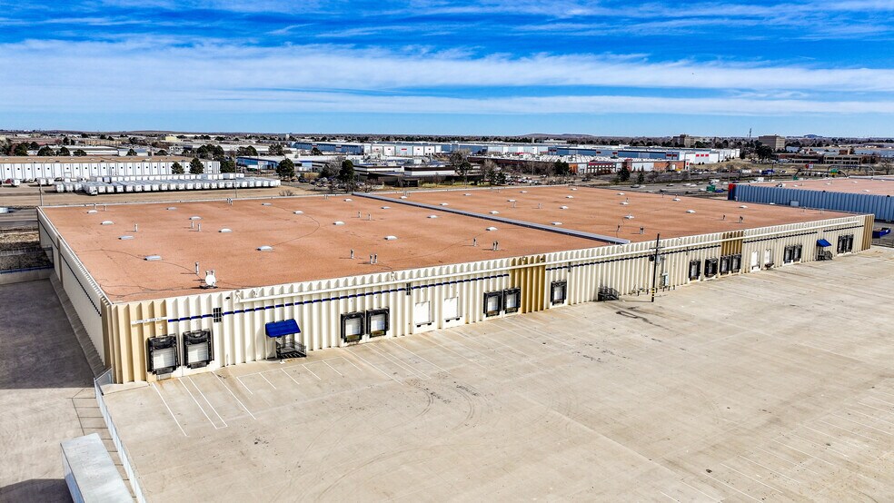 11075 E 40th Ave, Denver, CO à louer - Photo de l’immeuble – Image 3 sur 10