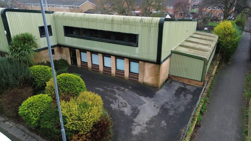 17-18 Riverside Park, Wimborne à louer - Photo de l’immeuble – Image 2 sur 3