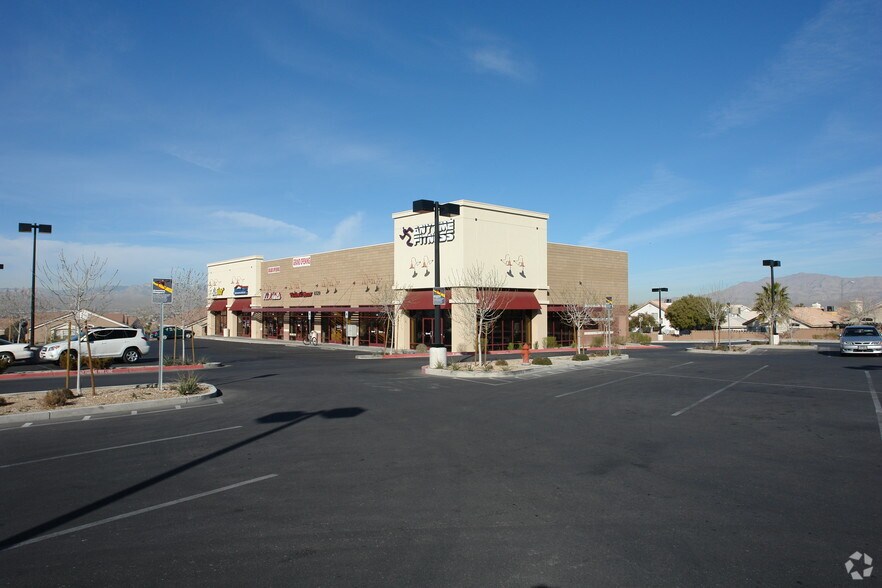 6520 E Lake Mead Blvd, Las Vegas, NV à louer - Photo principale – Image 1 sur 6