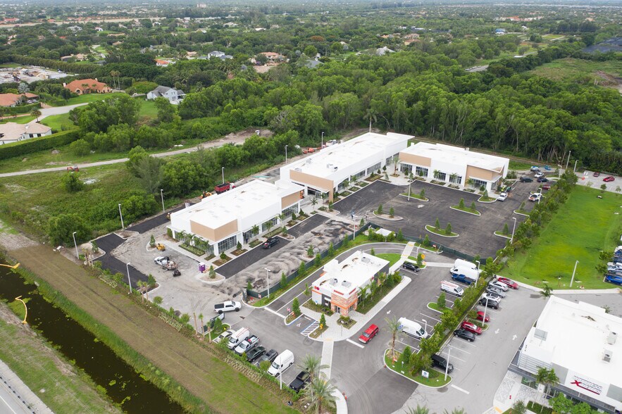 8732 W Atlantic Ave, Delray Beach, FL à louer - Photo de la construction – Image 3 sur 3