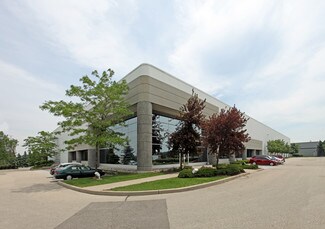 Plus de détails pour 1030 Courtneypark Dr E, Mississauga, ON - Industriel/Logistique à louer