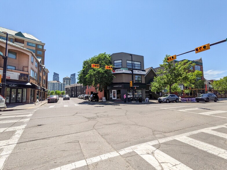 1125 Kensington Rd NW, Calgary, AB à vendre - Photo de l’immeuble – Image 2 sur 22