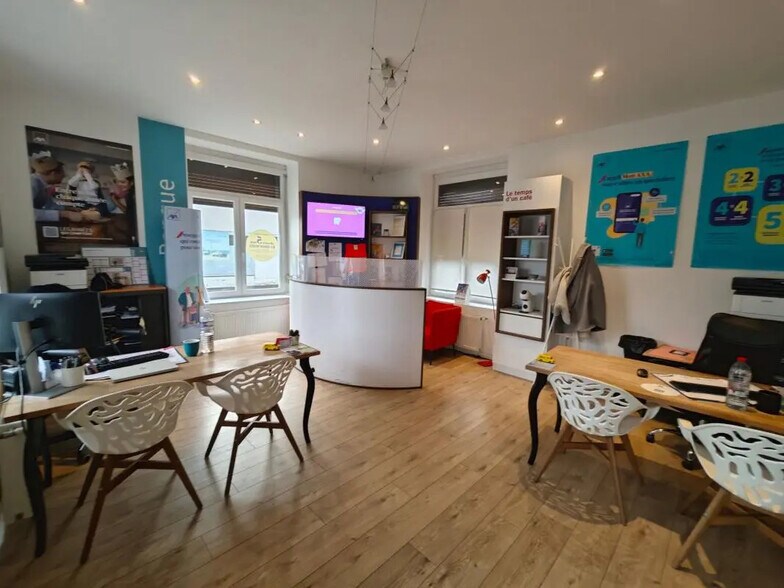 Bureau dans Béthune à louer - Photo de l’immeuble – Image 1 sur 2