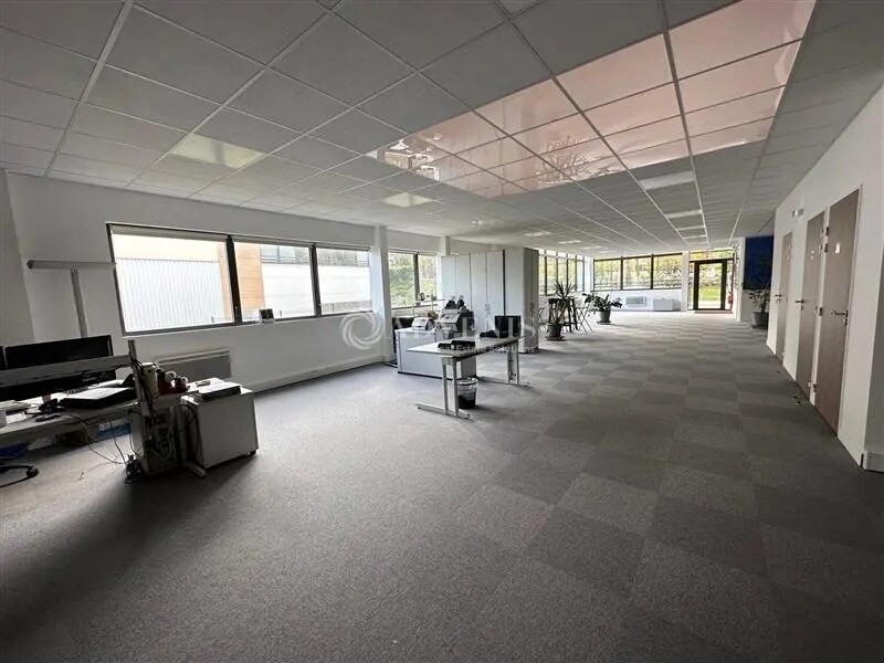 Bureau dans Bussy-Saint-Georges à louer Photo intérieure– Image 1 sur 8