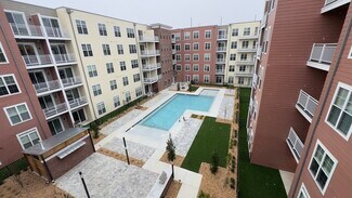 Plus de détails pour 3700 Monument Ave, Richmond, VA - Logement à vendre