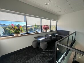 255 Ballardvale St, Wilmington, MA à louer Photo intérieure– Image 2 sur 6