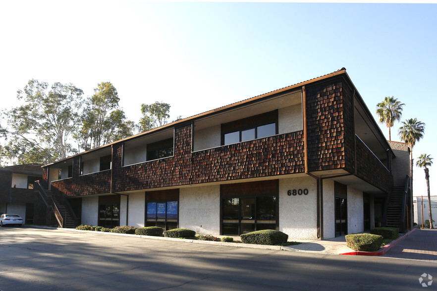 6700-6800 Indiana Ave, Riverside, CA à louer - Photo de l’immeuble – Image 2 sur 4