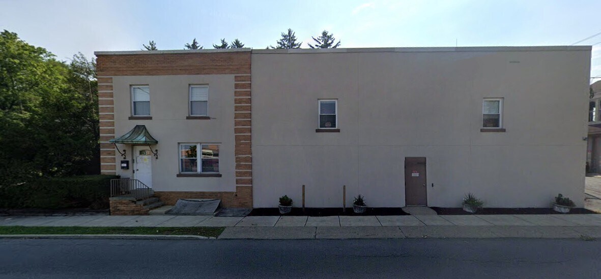824 8th Ave, Bethlehem, PA à vendre Photo principale– Image 1 sur 8