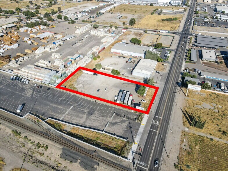 1631 E Louise Ave, Lathrop, CA à louer - Photo de l’immeuble – Image 2 sur 8