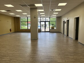 414 N Main St, Harrison, AR à louer Photo intérieure– Image 2 sur 2