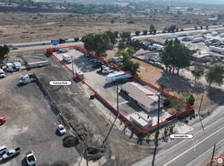 Plus de détails pour 19512 Kendall Dr, San Bernardino, CA - Terrain à louer