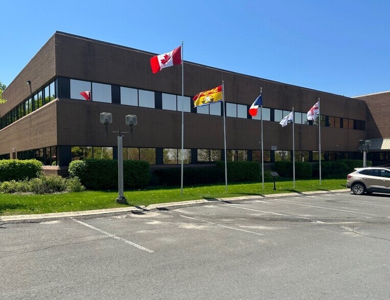 650 Montgomery St, Fredericton, NB à louer - Photo principale – Image 1 sur 1