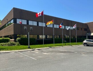 Plus de détails pour 650 Montgomery St, Fredericton, NB - Bureau à louer