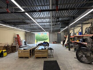 Plus de détails pour 104 Witmer Rd, Horsham Township, PA - Local d'activités à louer