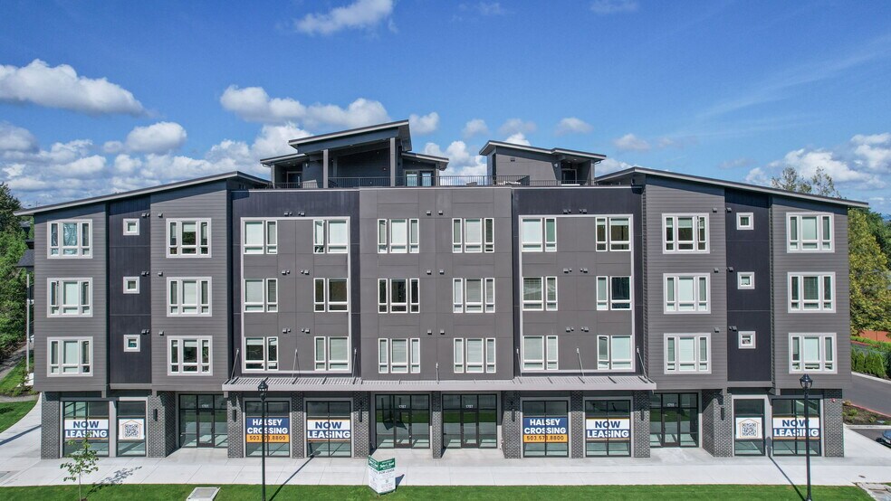 22025 NE Halsey St, Fairview, OR à louer - Photo de l’immeuble – Image 3 sur 33
