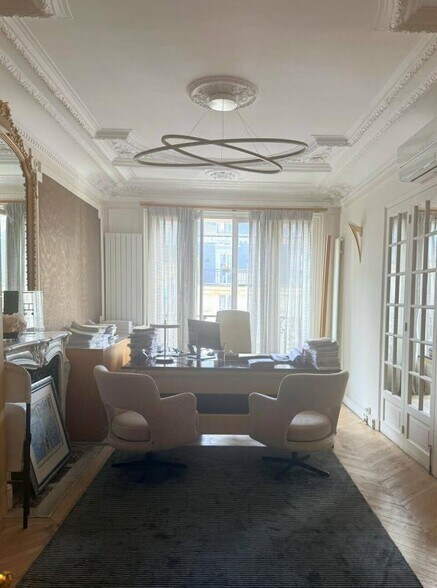 Bureau dans Paris à louer - Photo intérieure – Image 3 sur 3