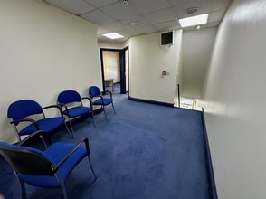 16 High St, Slough à louer Photo intérieure– Image 2 sur 3