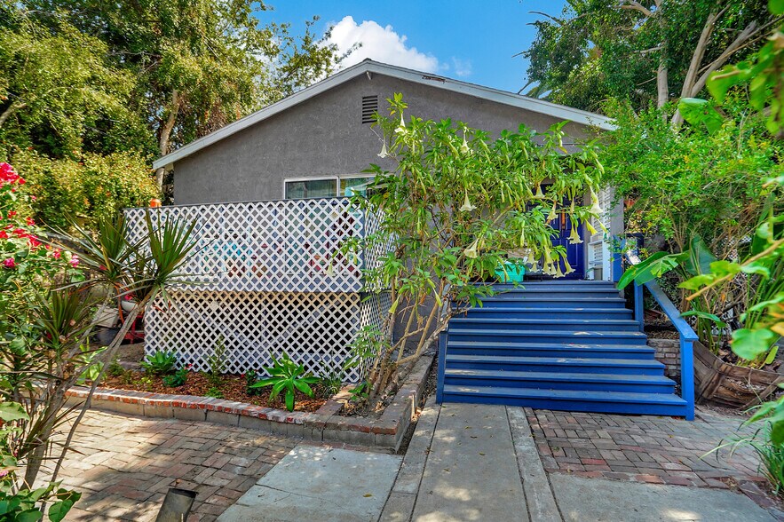 1118-1120 1/2 Sanborn Ave, Los Angeles, CA à vendre - Photo de l’immeuble – Image 2 sur 24