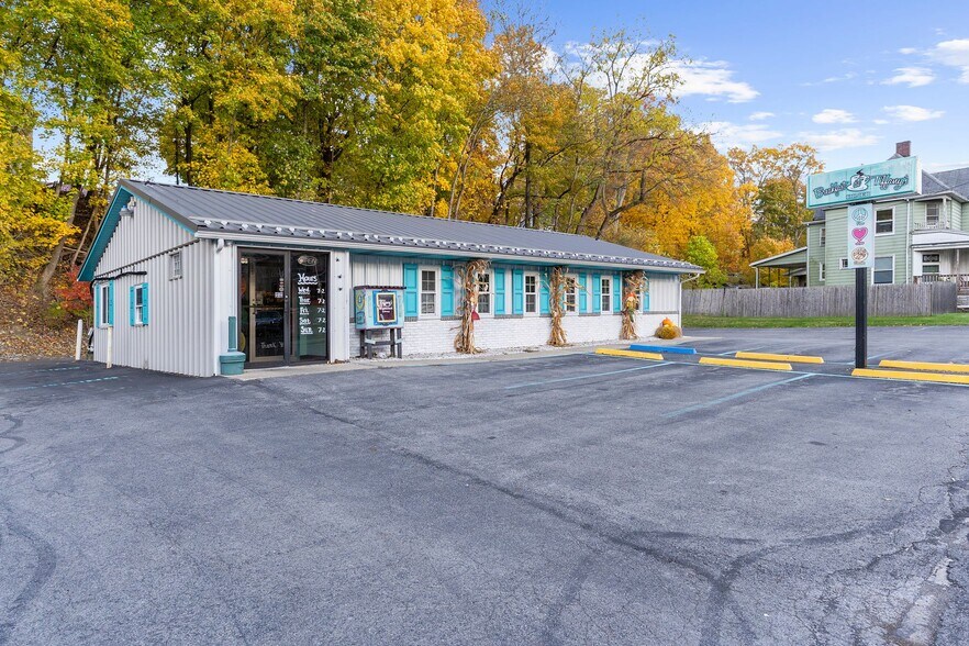 45 S Walnut St, Sharpsville, PA à vendre - Photo de l’immeuble – Image 2 sur 33