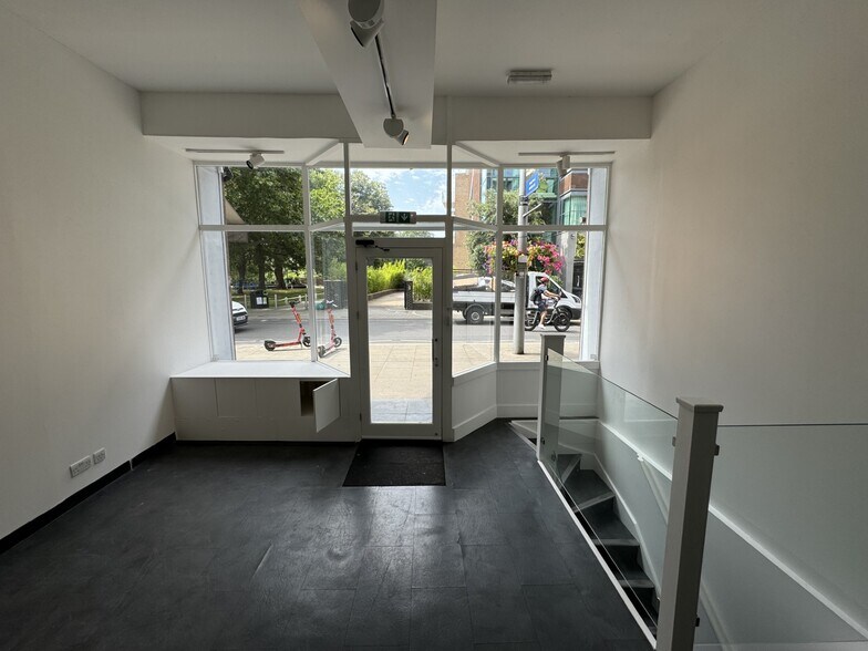 43 Bond St, Londres à louer - Photo de l’immeuble – Image 3 sur 7