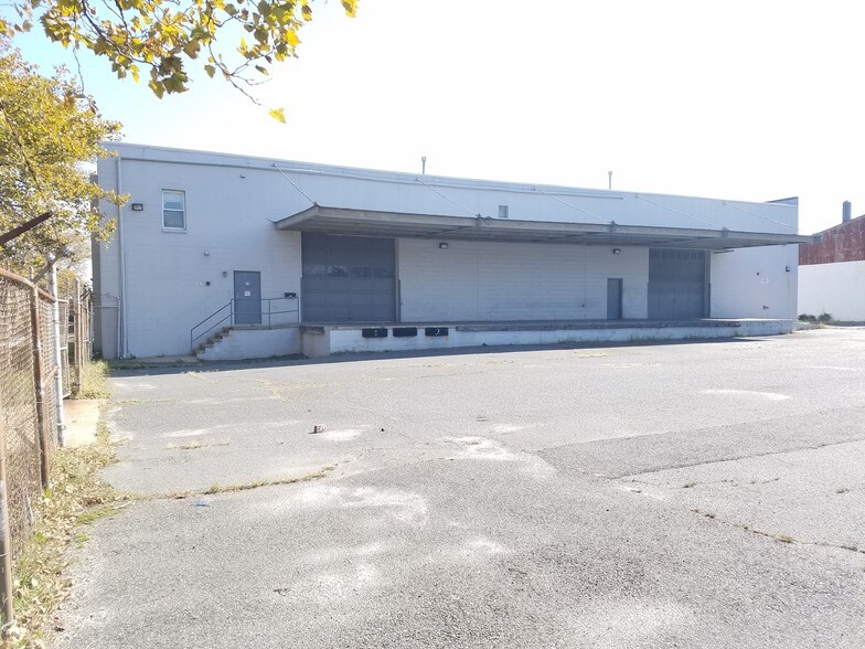 910 1st Ave, Asbury Park, NJ à louer - Photo principale – Image 1 sur 10