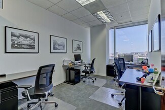 Plus de détails pour 1 World Trade Ctr, Long Beach, CA - Coworking à louer