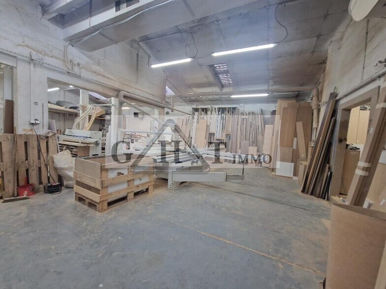 Industriel/Logistique dans Stains à vendre - Photo intérieure – Image 2 sur 5
